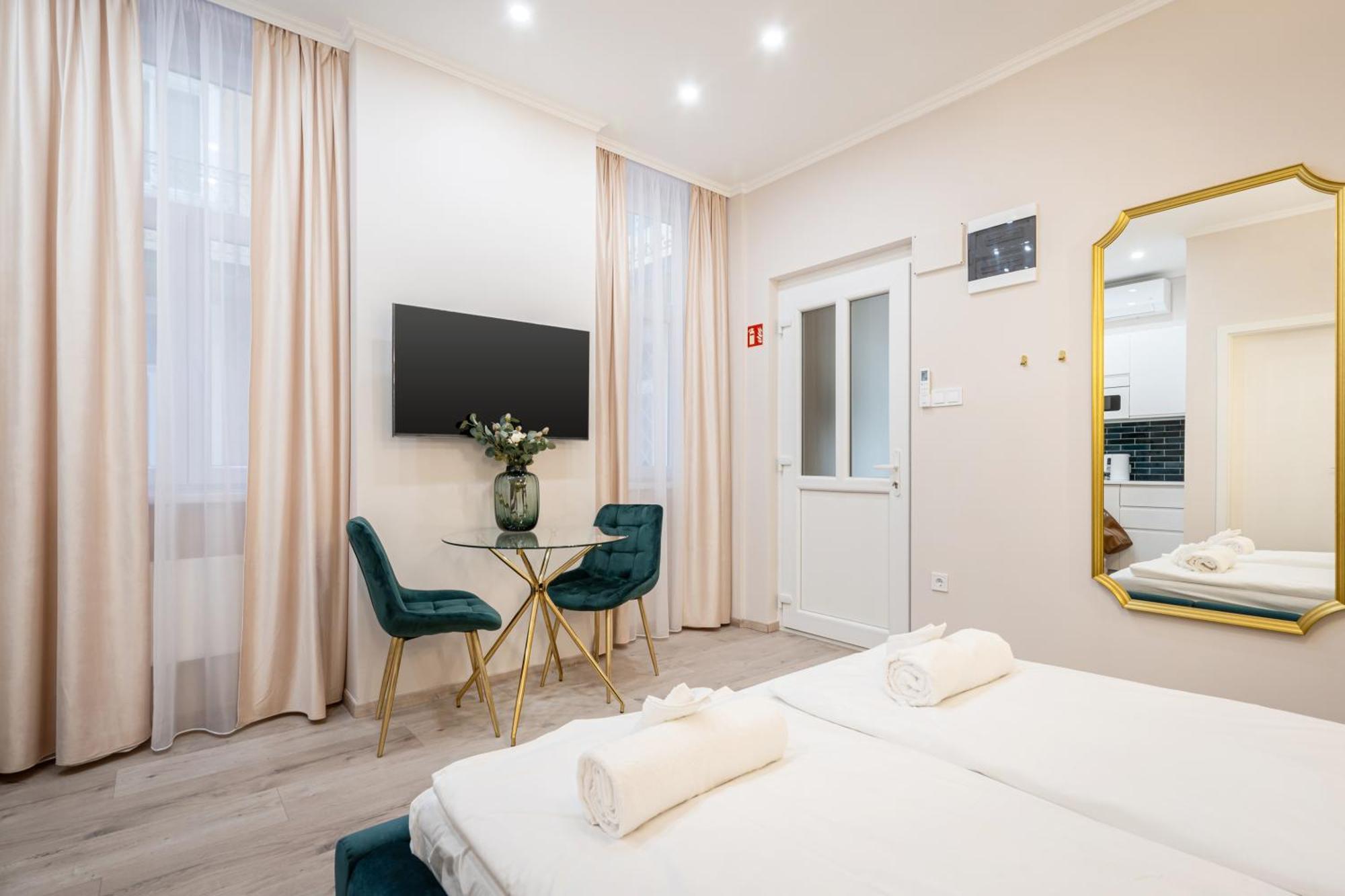 Kiraly 33 - Hidden Gem - Best Location By Bqa Budapesta Exterior foto
